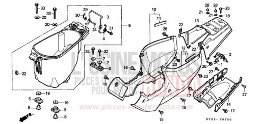 COMPARTIMENT A BAGAGES/HOUSSE DE CARROSSERIE PK50ML de 1990